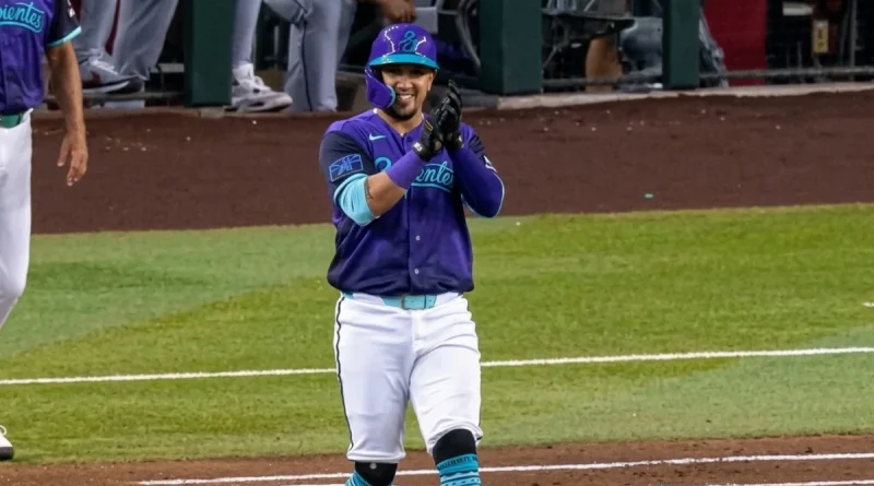 Ildemaro Vargas se viste de héroe en remontada de los Cascabeles de Arizona