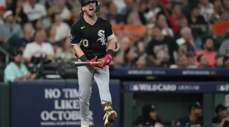 Medias Blancas barren a los Astros y avanzan a la Serie Divisional