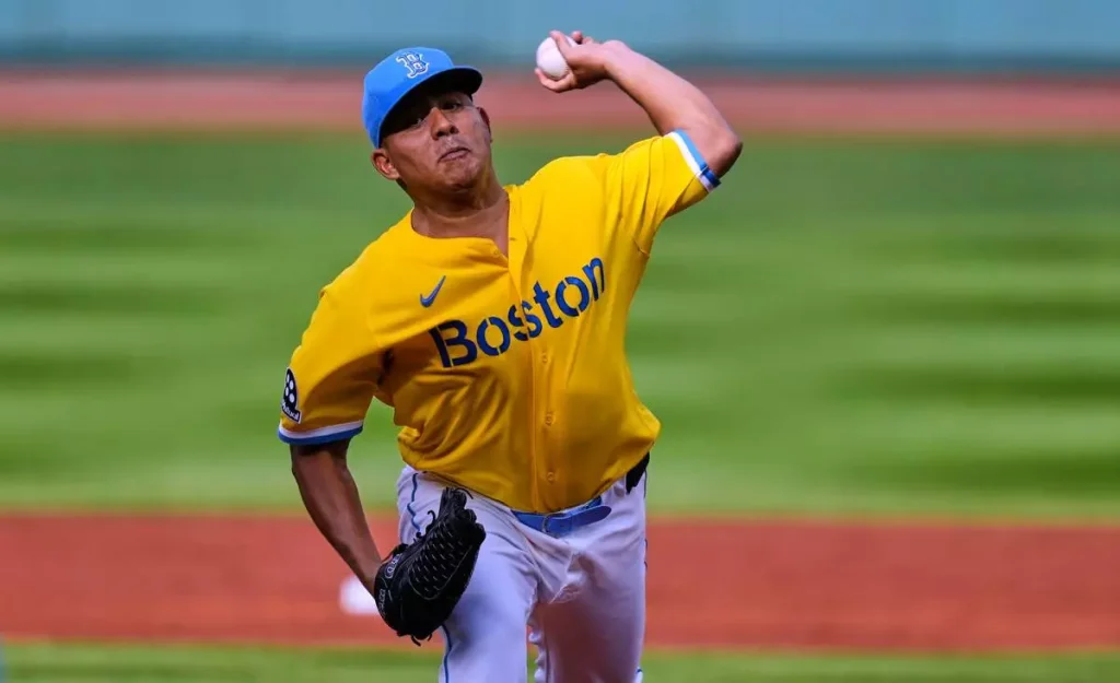 Ranger Suárez brilla y Boston se acerca más a la clasificación