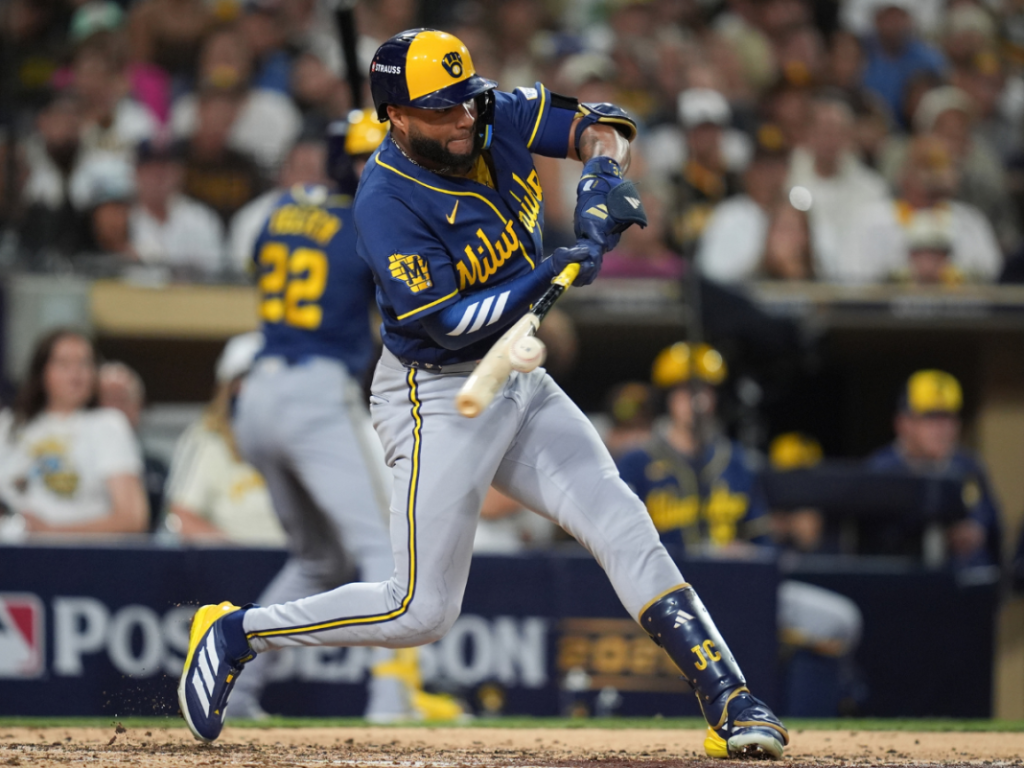 Jackson Chourio lidera a los Brewers a la Serie de Campeonato