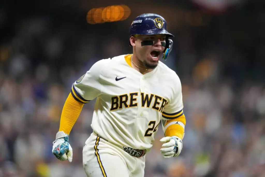 Chourio y Contreras encienden la postemporada de Milwaukee
