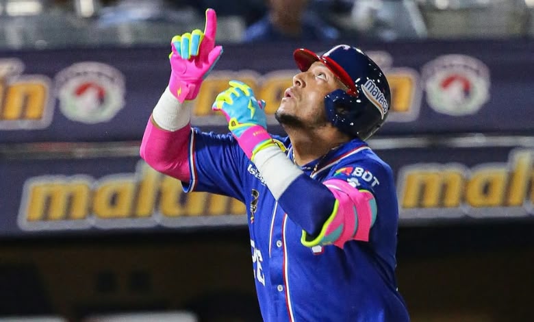 Tiburones vence al Magallanes abriendo la LVBP